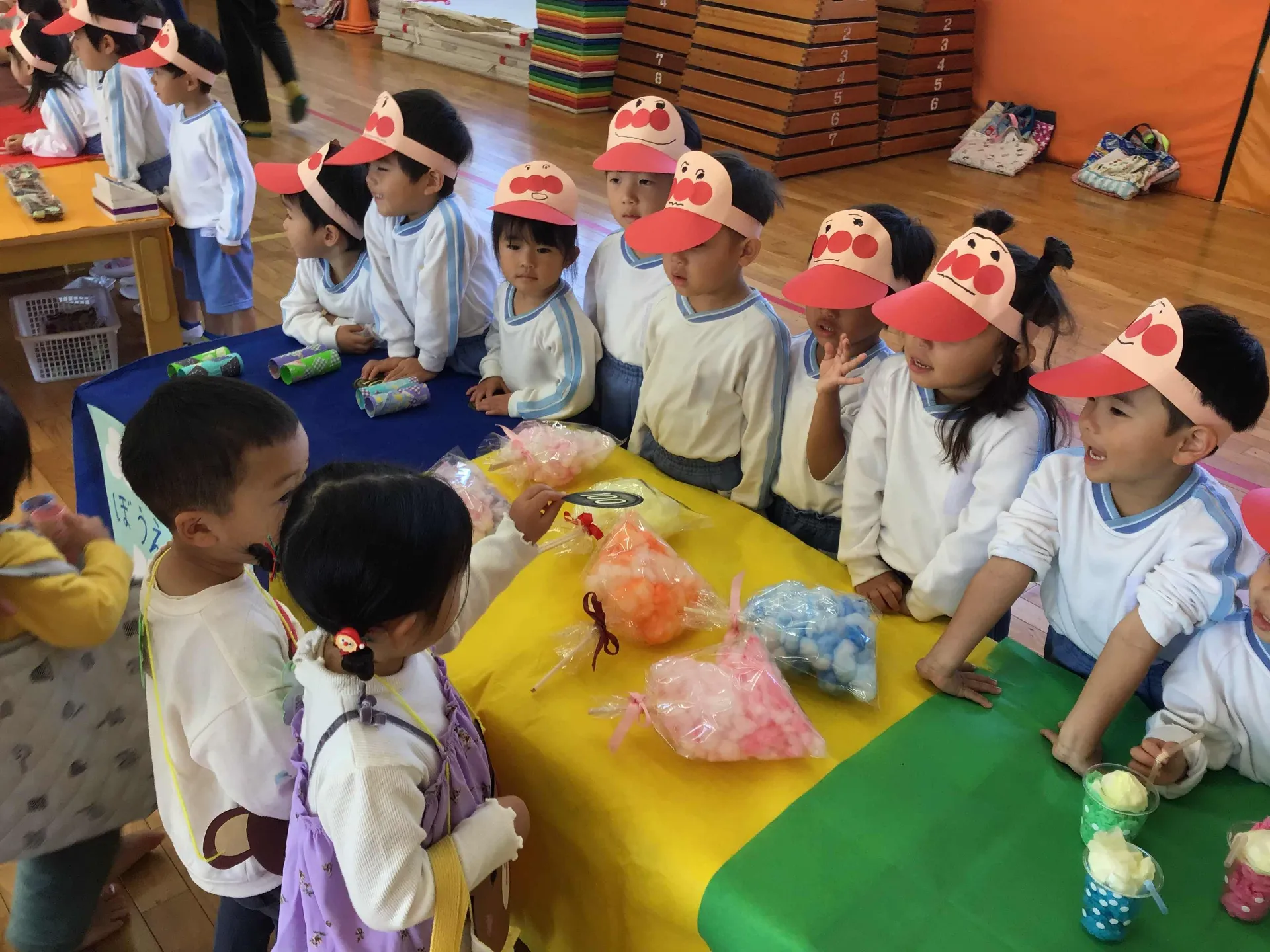 お店屋さんごっこの様子